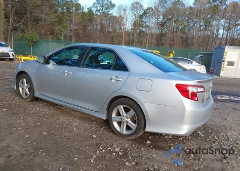 2012 Toyota Camry Se z USA, uszkodzony, nr VIN 4T1BF1FK4CU076769